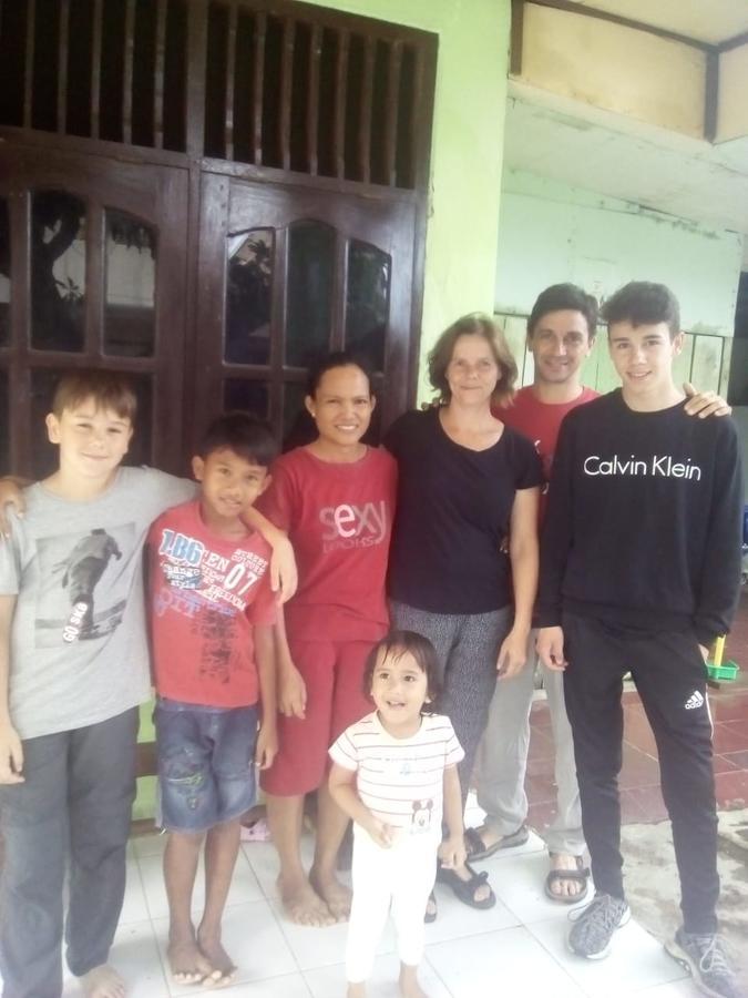 Penginapan Kofiyau Sorong Exteriér fotografie
